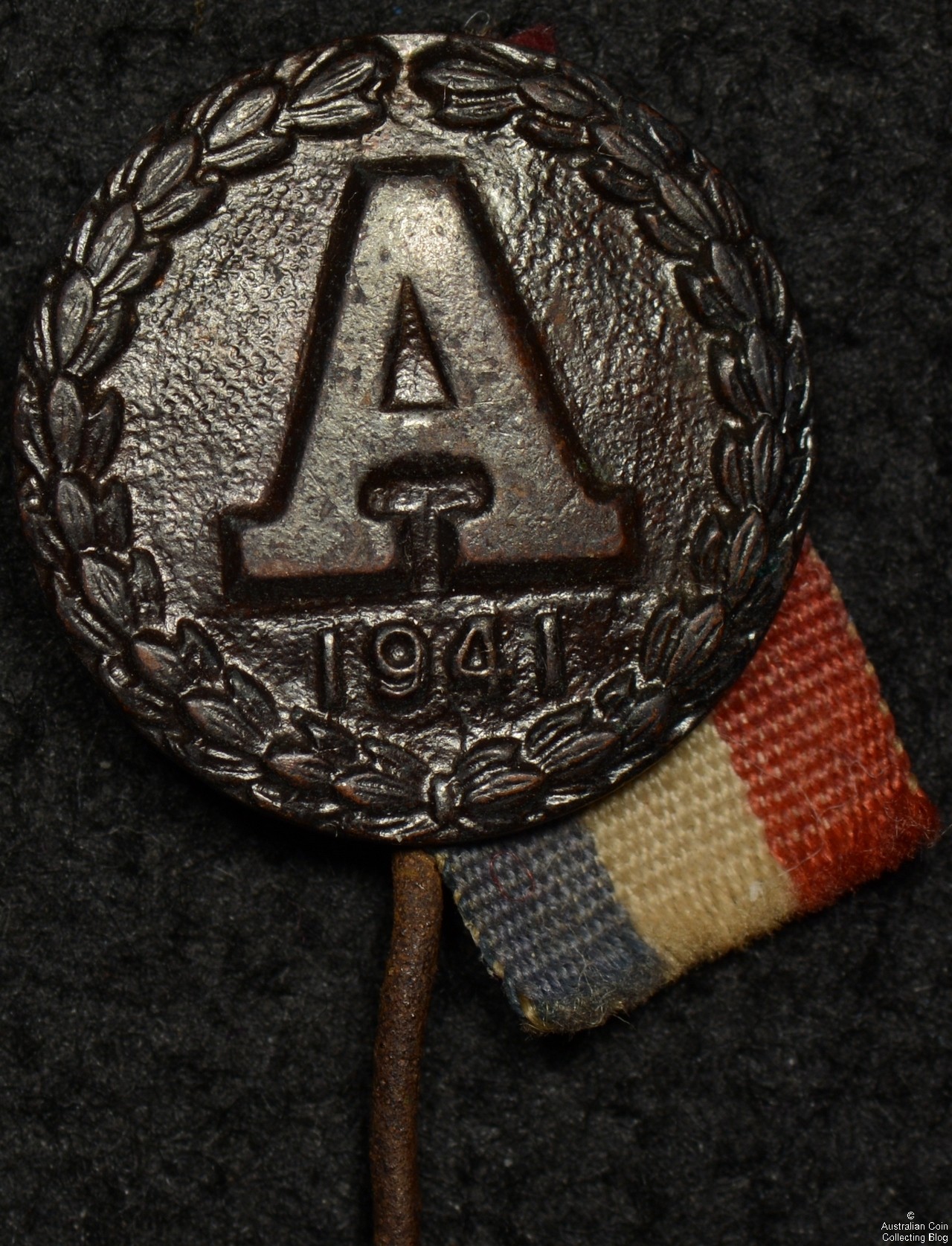 ANZAC 1941 Pin and Ribbon