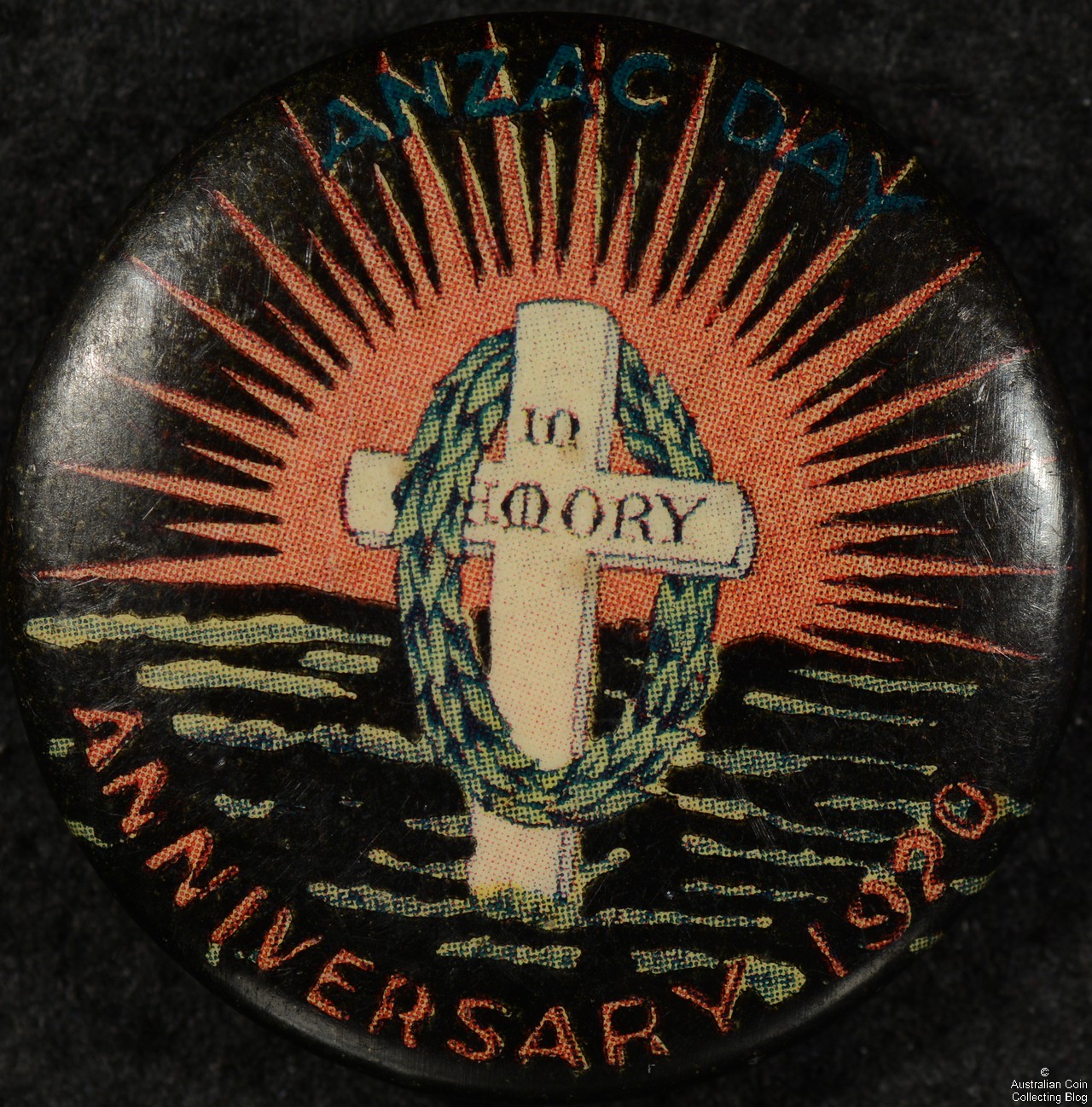 ANZAC DAY ANNIVERSARY 1920 Tin Badge