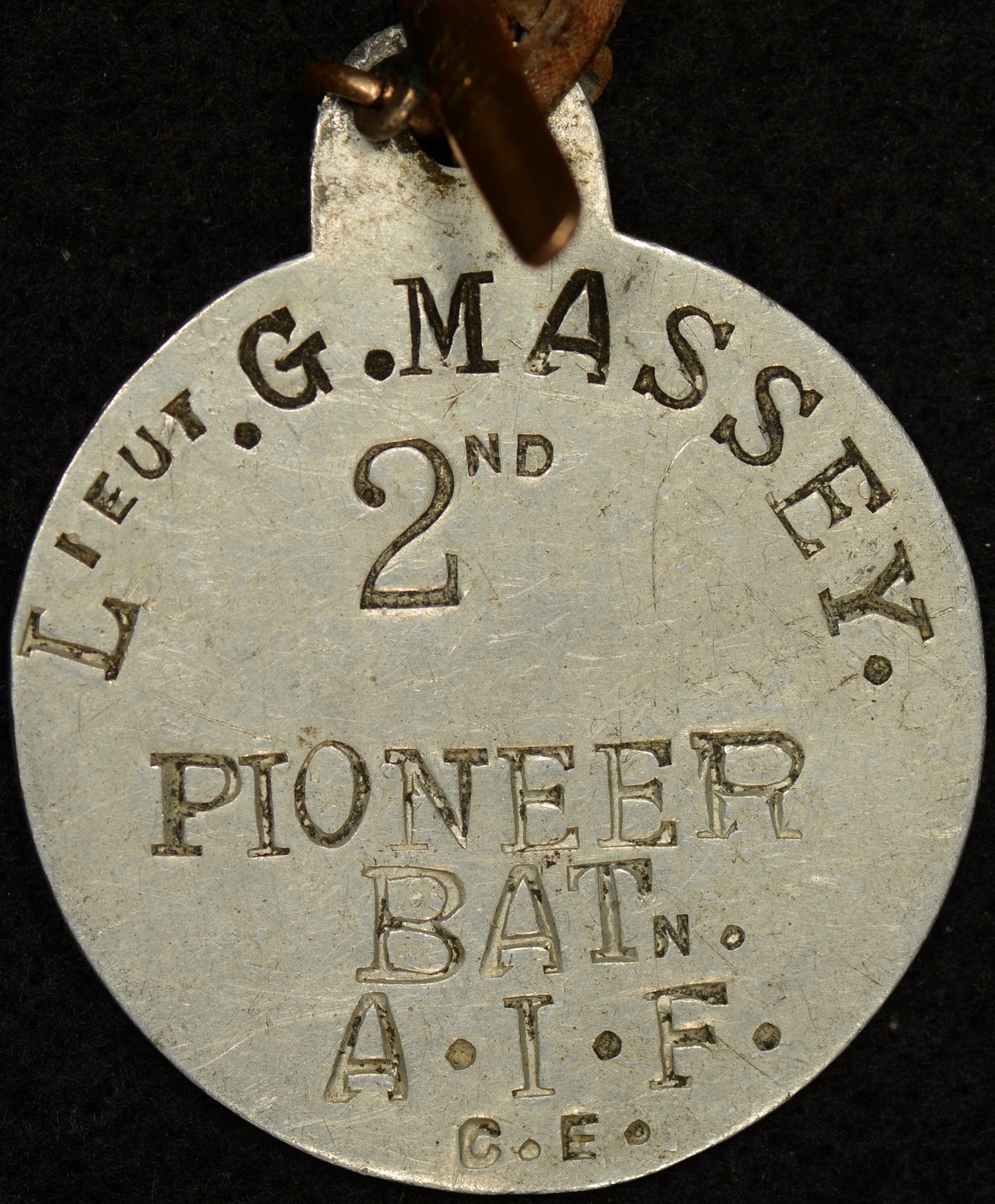 Australian World War 1 Identity Disc and “I Go To Return” Gold Boomerang – Lt. Gordon Massey